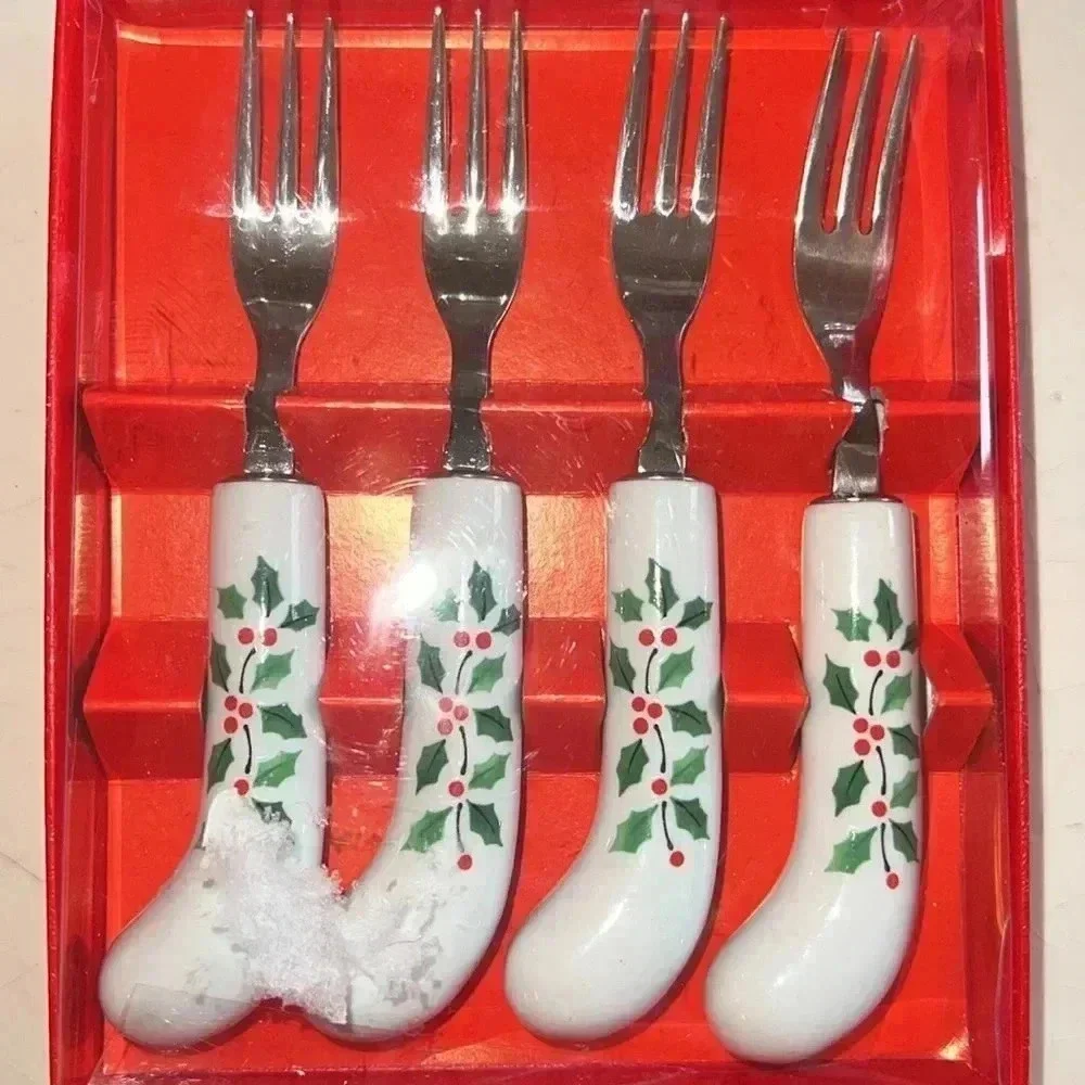 Vintage Holiday Holly Berry Christmas New Years Eve Cocktail Forks Set of 4 NWOT